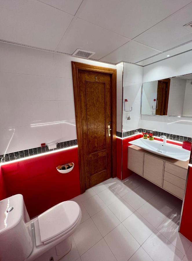 Apartamento A Las Puertas De La Alhambra กรานาดา ภายนอก รูปภาพ
